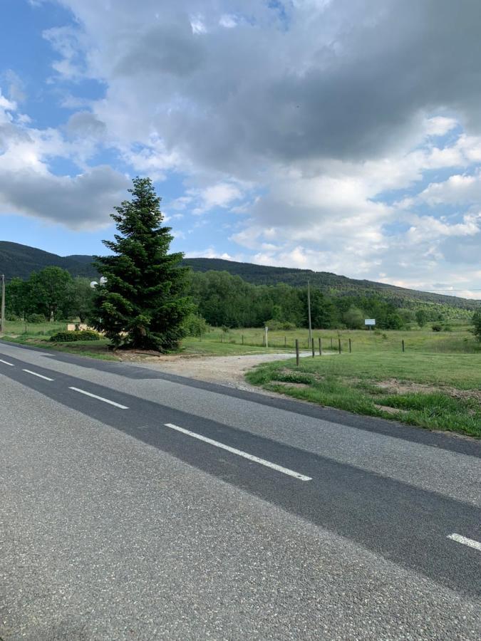 Apartament Val De Llous I 40 Sainte-Léocadie Zewnętrze zdjęcie